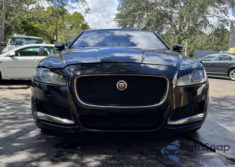 2016 Jaguar Xf 35T Prestige из США, поврежденный, VIN SAJBK4BV4GCY21101